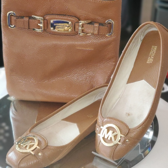 Michael Kors Flats MK Logo - Picture 3 of 3